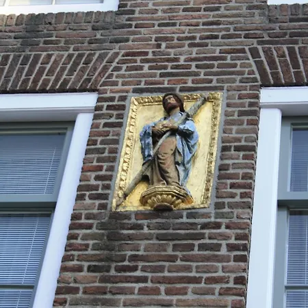 Отель Koolen 2*