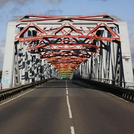 Koolen Hotell Velp (Noord-Brabant)